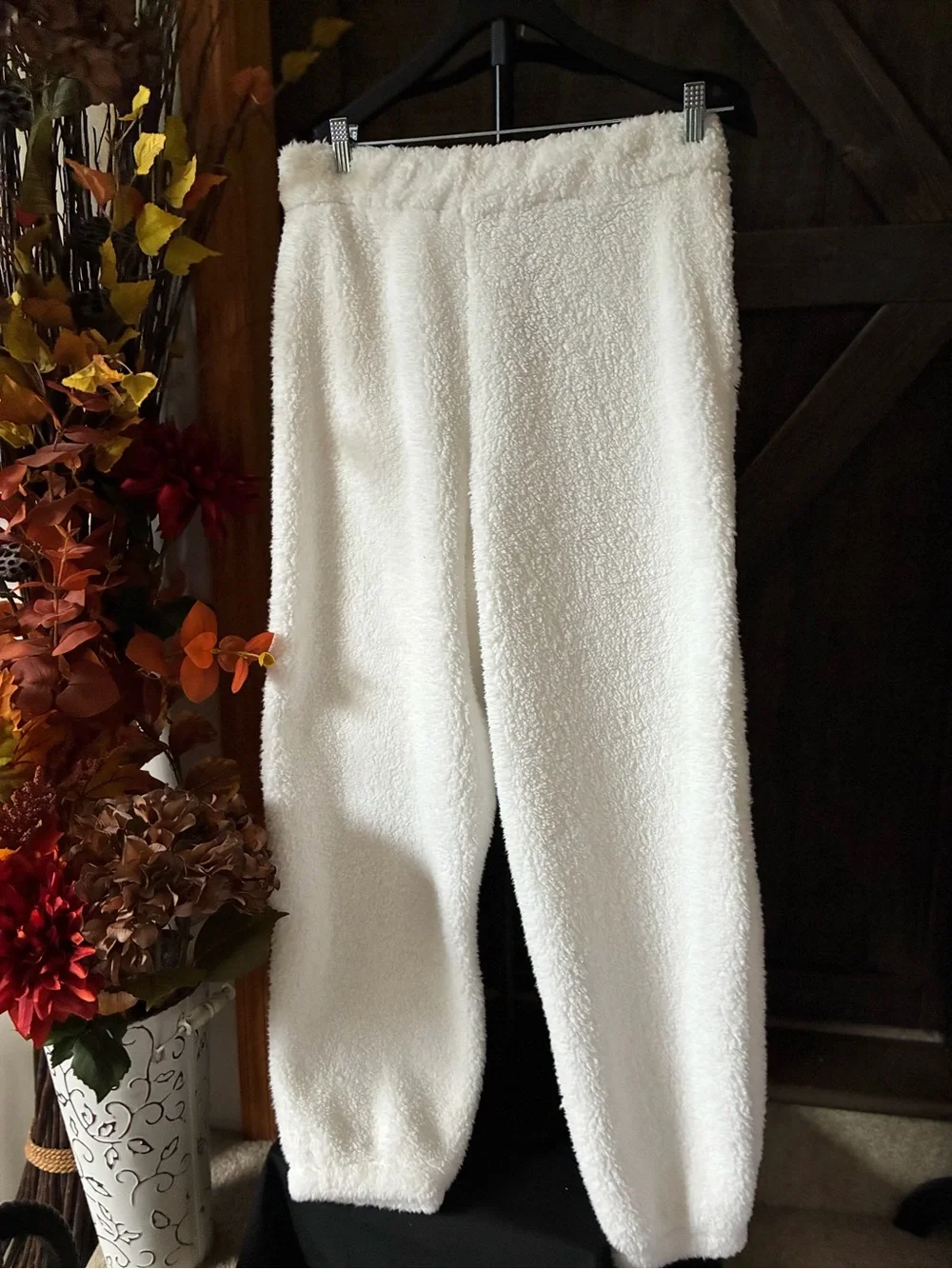 madden girls White Plush Pajama Pants with Pink Bow Embroidery